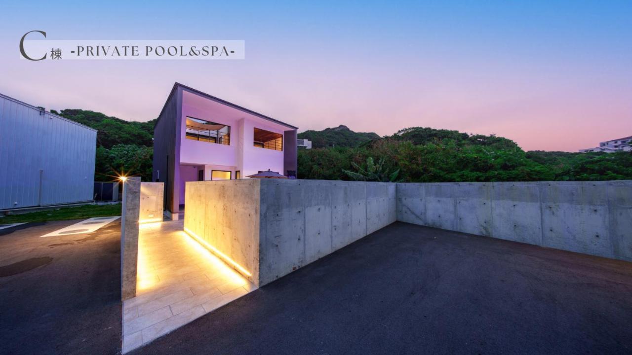クリスタルヴィラ南城 Villa
